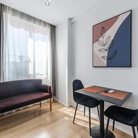 Apartment Atelier By Tirana