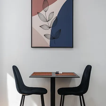 Apartment Atelier By Tirana