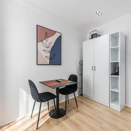 Apartment Atelier By Tirana