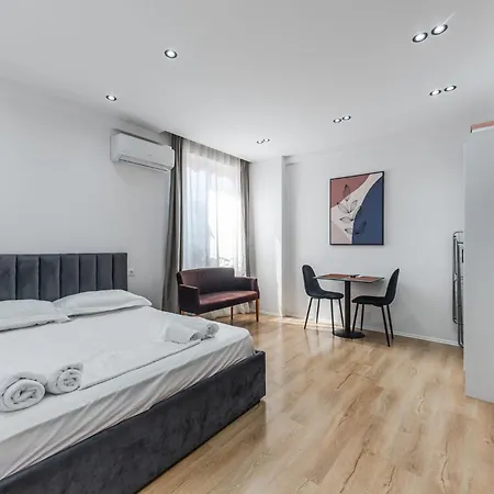 Apartment Atelier By