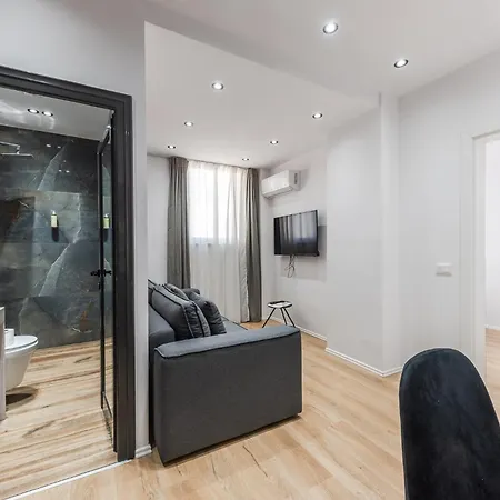 Apartment Atelier By Tirana
