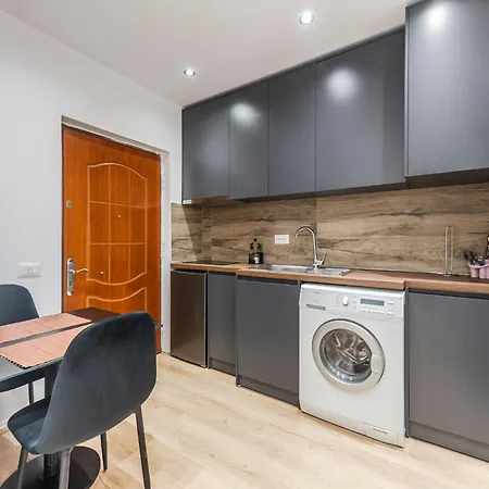 Apartment Atelier By