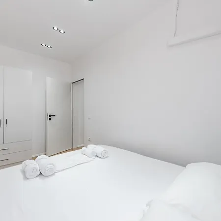 Apartment Atelier By